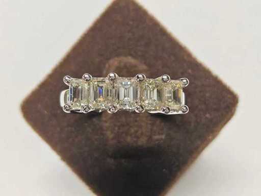 Bague en or blanc 18 nōts avec diamant naturel de 1,26 ct