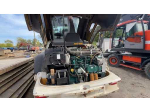 0671a392-336f-415c-ae7d-33c40e3a40d5.mp4