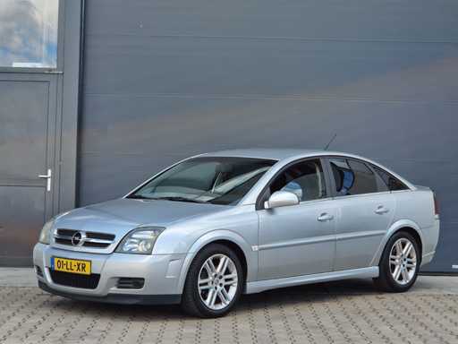 Opel - 2003 - Vectra GTS - 1.8-16V Elegance - 01-LL-XR