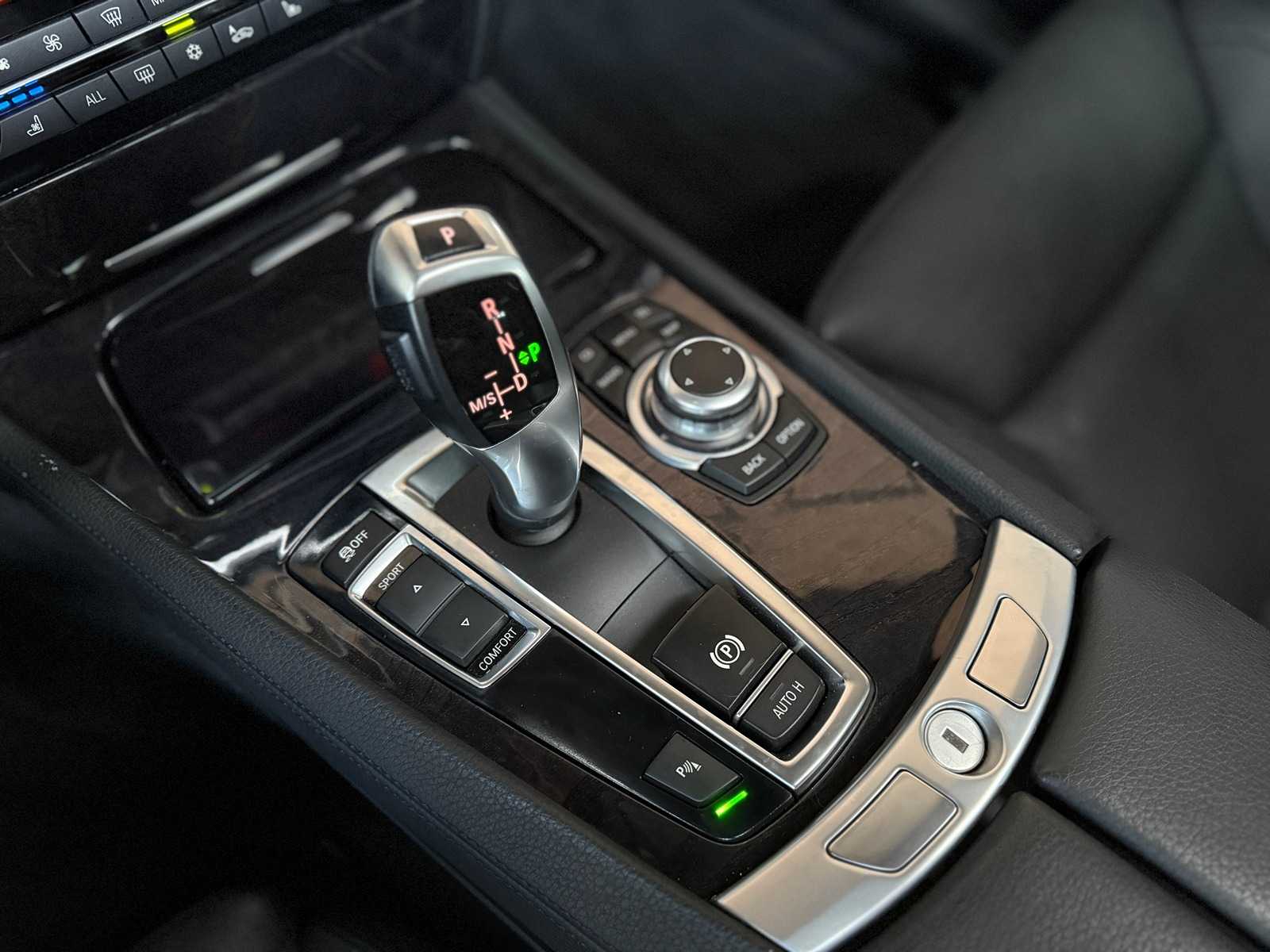 BMW ActiveHybrid7 F04 4.4 V8 465pk 2011, HZR-14-F