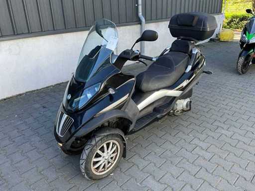 Piaggio MP3 LT 250 ie moto 2009