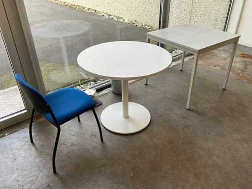 Vergaderstoelen en tafels (13x)