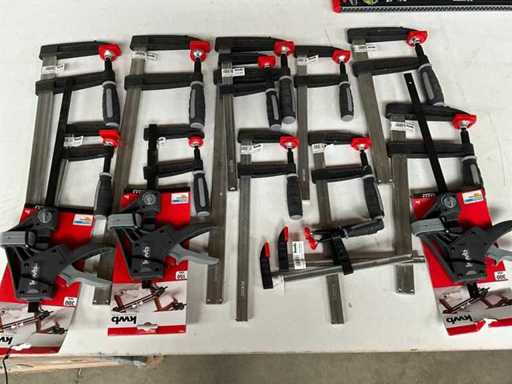 KWB Various glue clamps (16x)