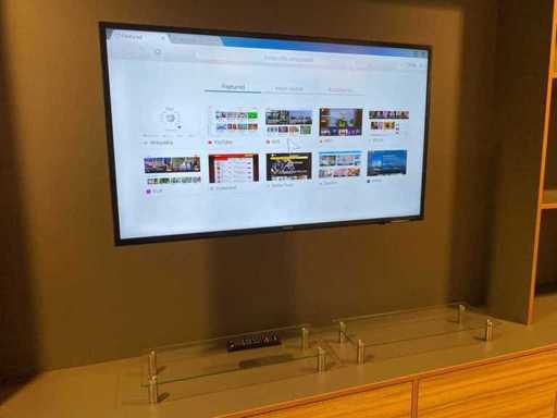 Samsung UE43KU6000 - Smart TV Ultra HD 43" avec support mural