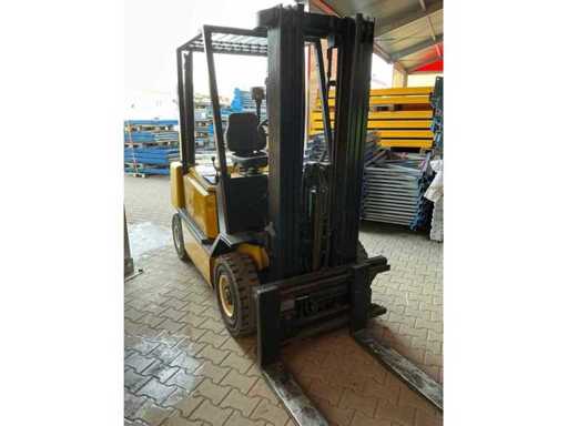 Carretillas elevadoras YALE de 2000