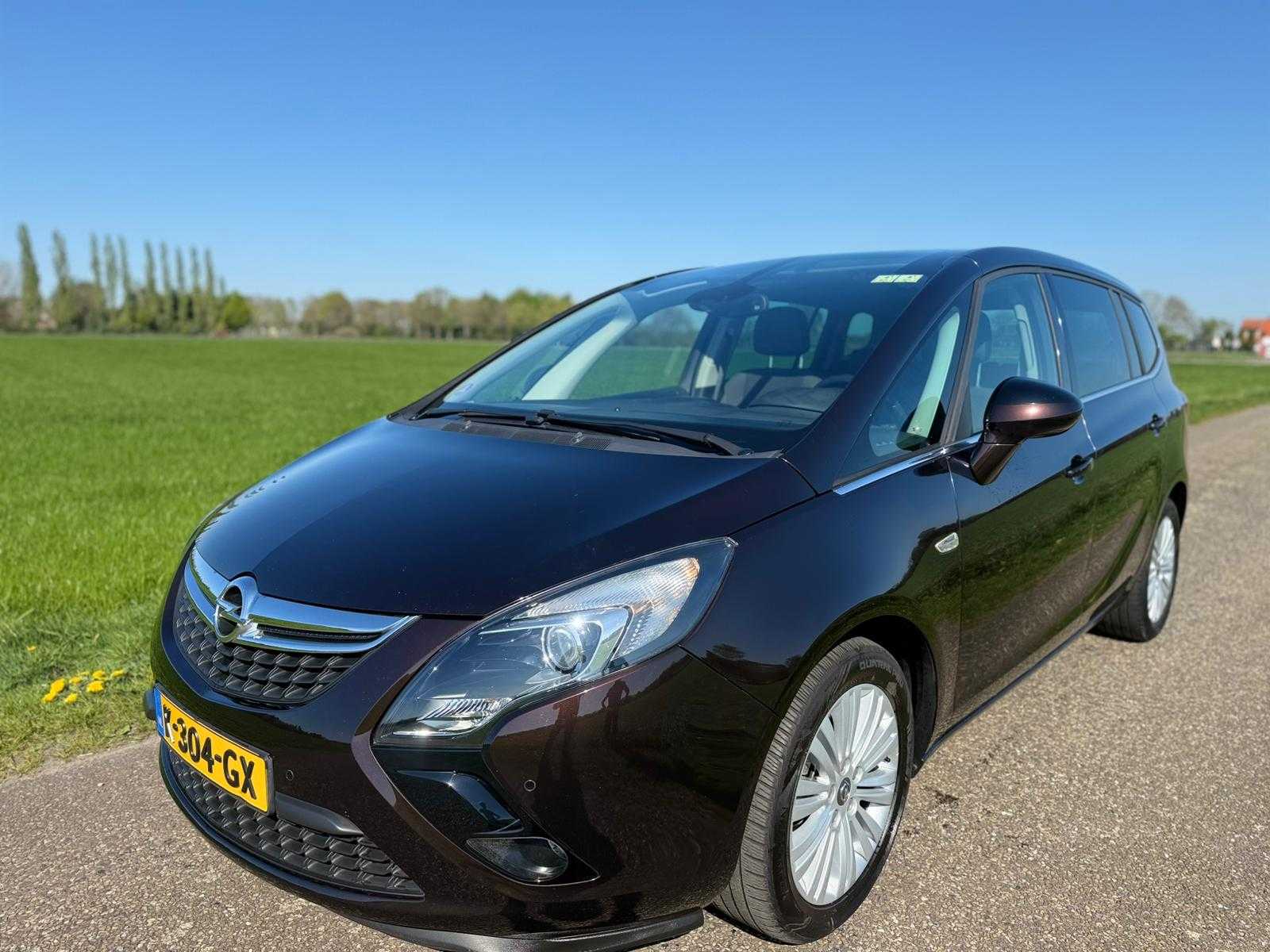 Opel – 2015 – Zafira Tourer – 1.4 Cosmo 7p. – K-304-GX