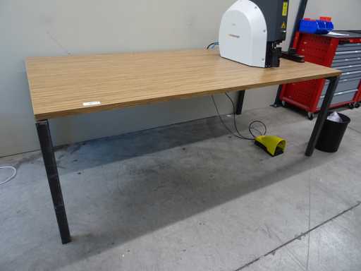 Office table (2x)