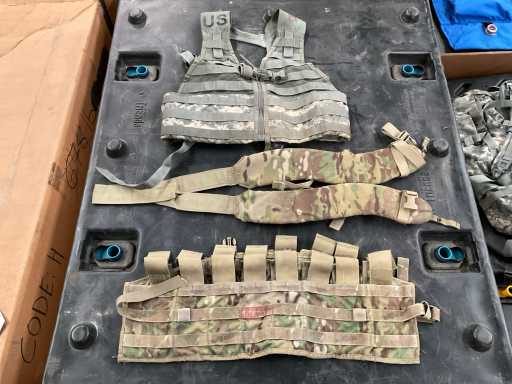 Different army stuff (125x)