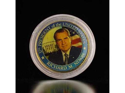 Richard M. Nixon Kennedy Half Dollar 2001 USA 24K Goldauflage Farbmotiv Zertifikat RAR gratis EU-Versand