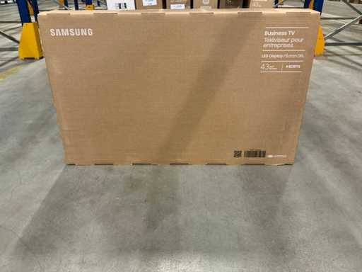 Téléviseur UHD Samsung UE43AU8002K Crystal