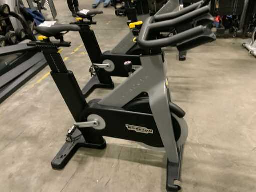 Technogym Groupcycle conectează Spinningbike