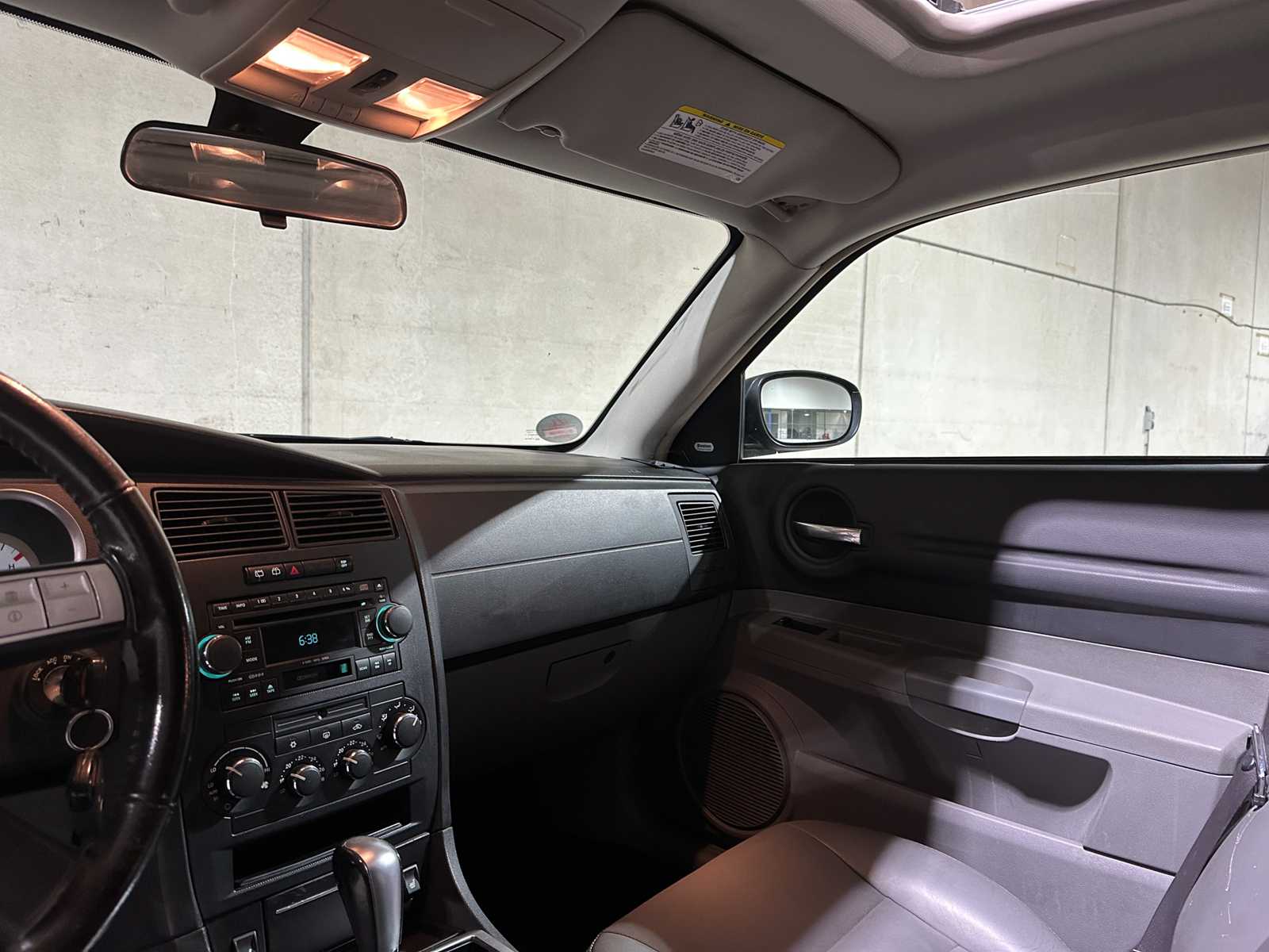 Dodge Magnum R/T 5.7 V8 Ghost Challenger Hemi Hellcat 350pk 2005, T-140-BV