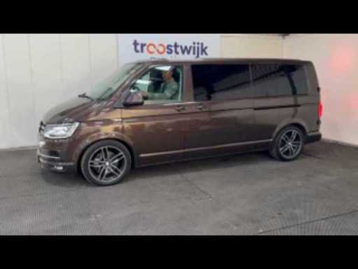 b80cb8c3-6df2-4084-a728-afe7327520b2.mp4