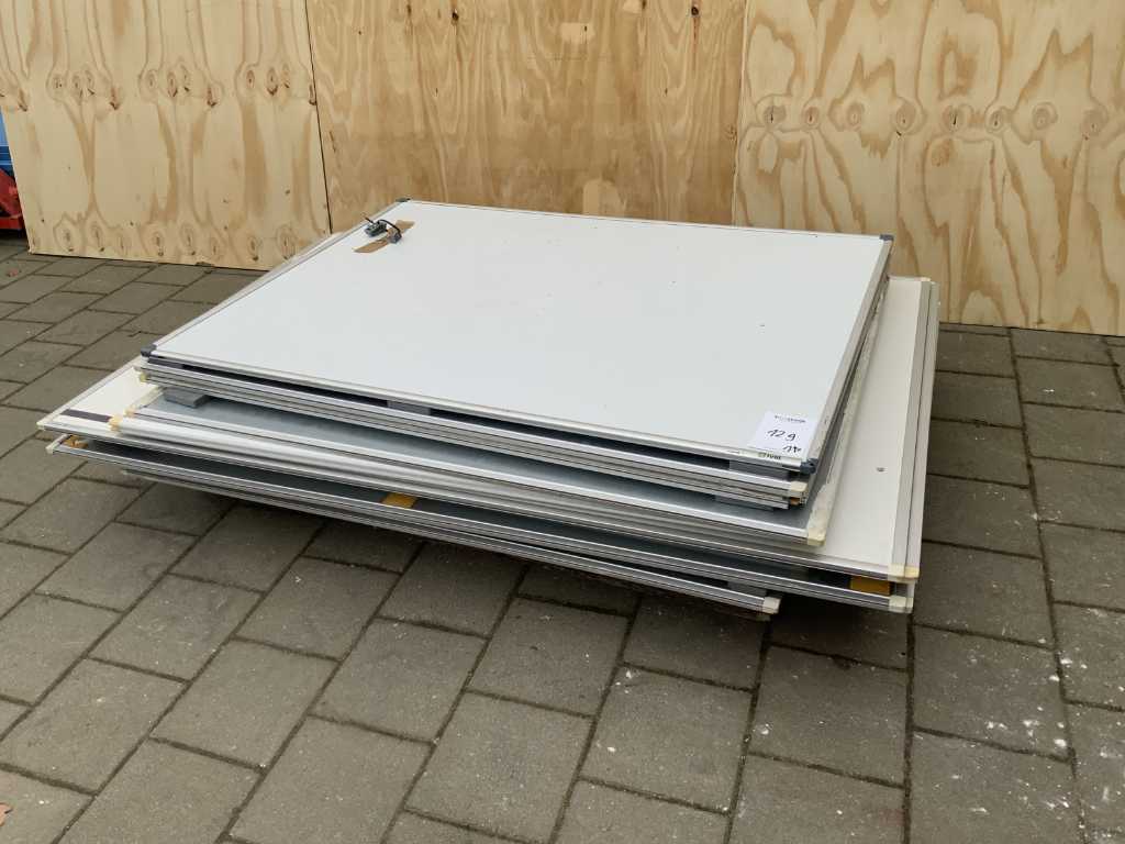 Whiteboards (11x)