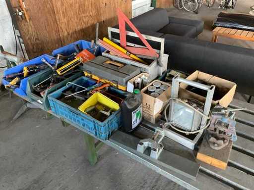 Verschiedenes der Partei