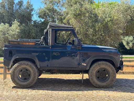 Land Rover Defender 2.5 Td5 | VTT-57-K