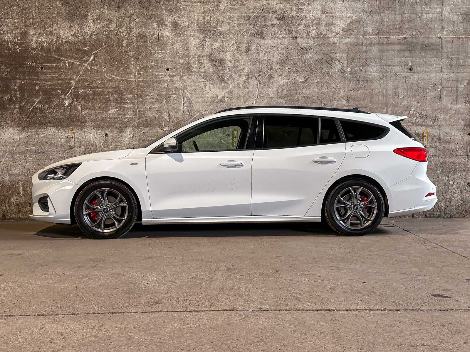 Ford Focus Wagon 1.0 EcoBoost Hybrid ST Line X Business 122pk 2021 (Origineel-NL+1 eigenaar) N-244-JG