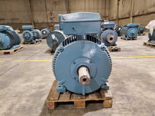 Silnik elektryczny ABB HXR 355MA 4 B3 315KW