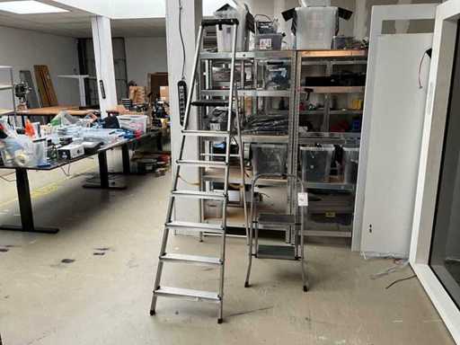 Expansion stairs (2x)