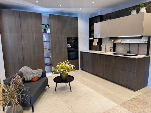 (Showroom) kitchens, appliances, dining room tables and desks