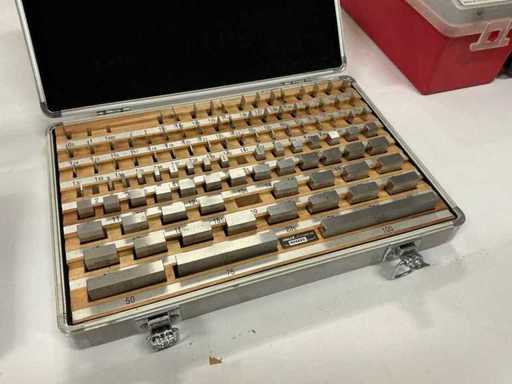 Blok Holex 48 0450 103