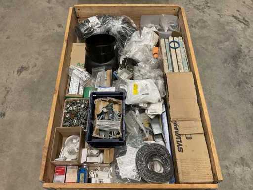 Lotto di materiale per l'installazione