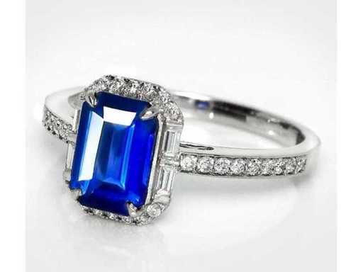 Luxury Ring Natural Intense Deep Blue Safir 1,95 carate