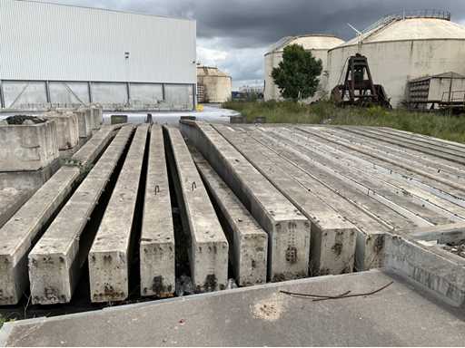 17 x Betonnen dwarsbalken 19M