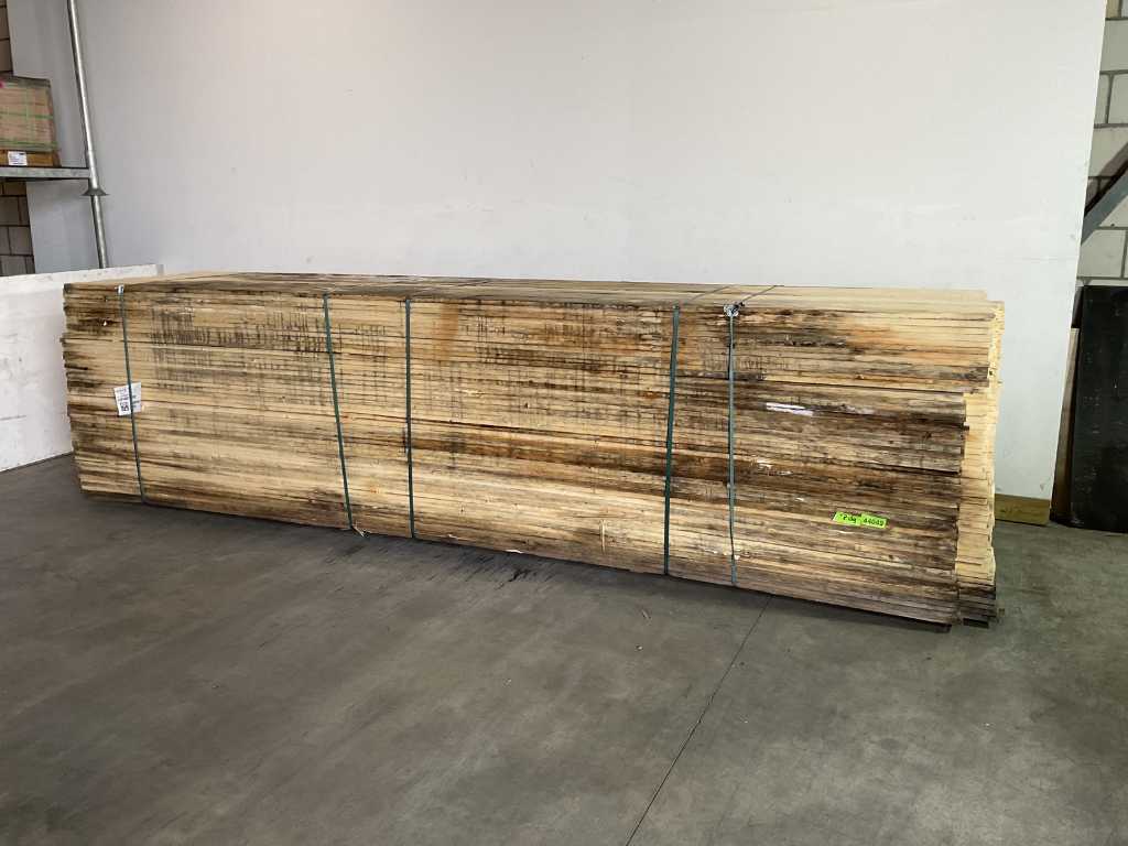 Spruce slat 450x10x2 cm (88x)
