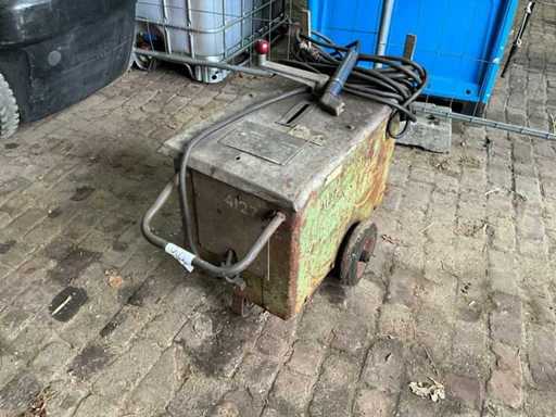 Mașină de sudură cu electrozi Soudome