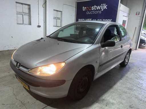 Peugeot - 206 - 1.1 XR - 63-NSN-1 - 2001