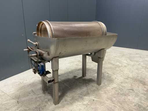 Rotary drum sieve filter