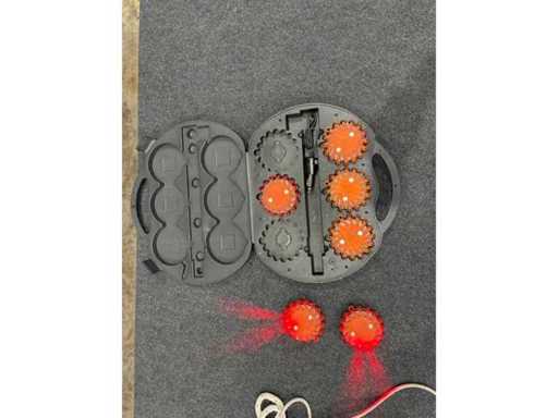 KENBRI RoadFlare LED Warning Light Set with 6 Lights in Case