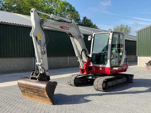 2019 Takeuchi TB 250 Crawler Excavator (C)