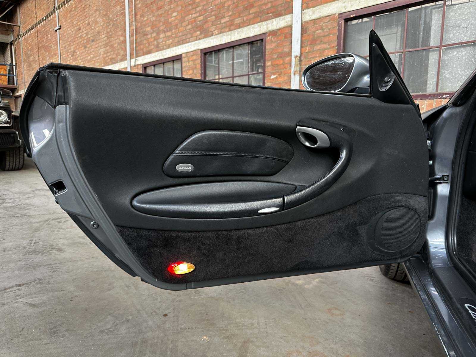 Porsche 911 Carrera Cabriolet 3.4 996 300pk 2001 Youngtimer