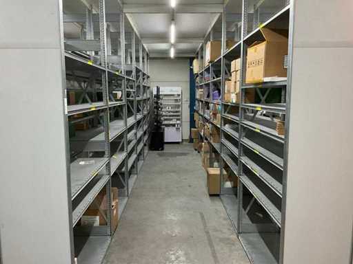 Lotto di prodotti per unghie