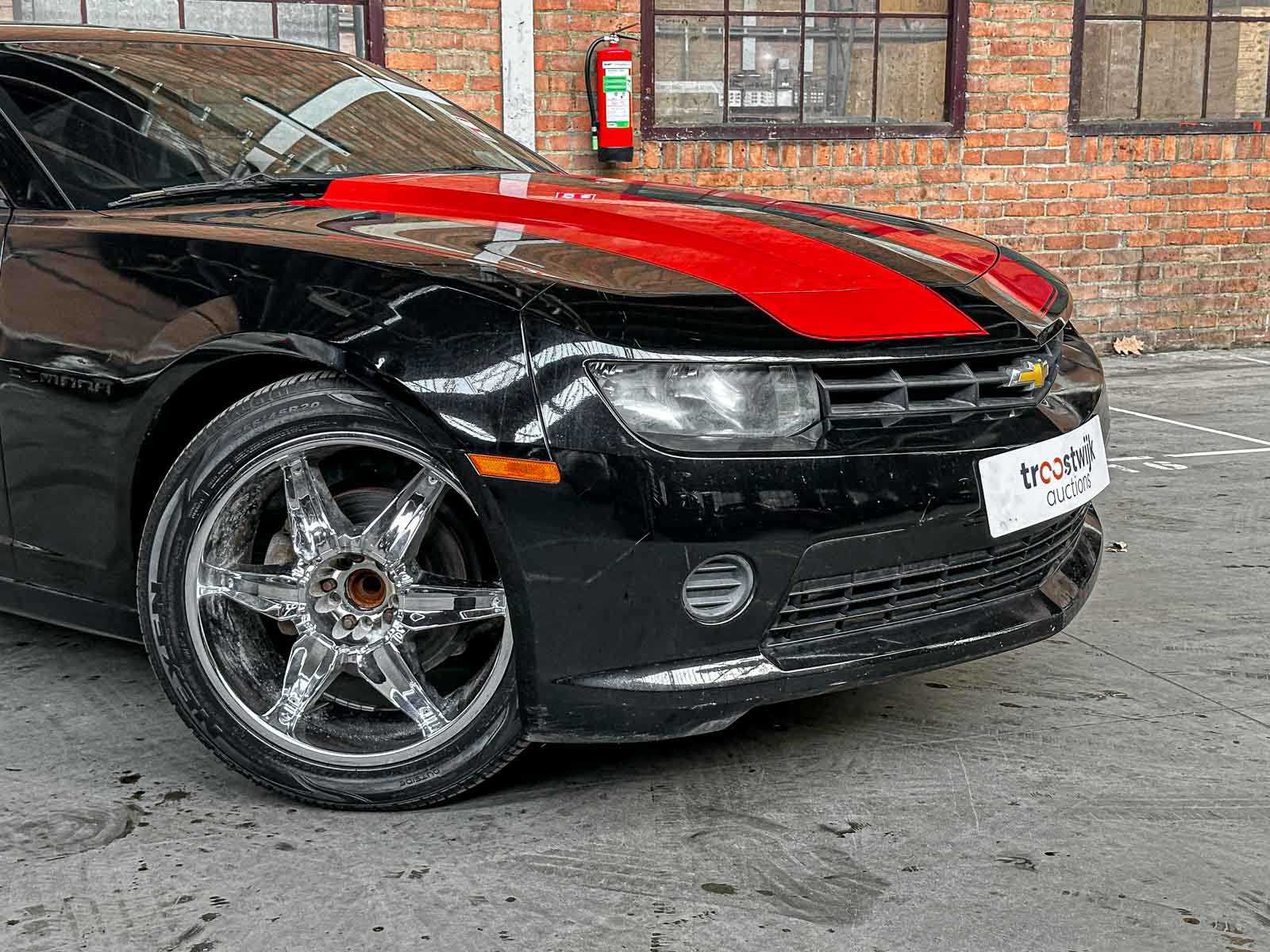 Chevrolet Camaro LS 3.6 V6 328pk 2014