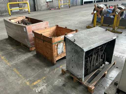 Batch of industrial electrical appliances