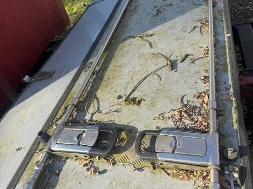 Ușă de remorcă - Piesă de camion