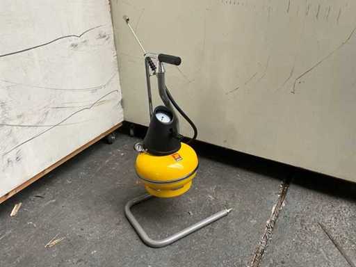 Stația de umflare a anvelopelor Meclube