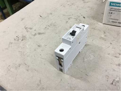 Leistungsschutzschalter