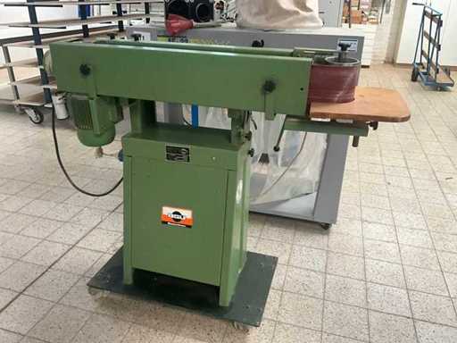 Aparatul de ferăstrău cu bandă BGU KS 225/L