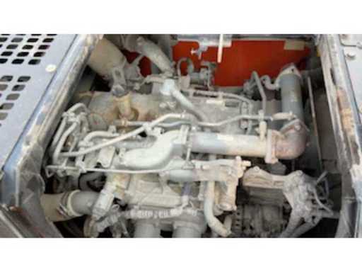 8b3c85ce-8e1e-4247-beb7-38180a8dd0d1.mp4