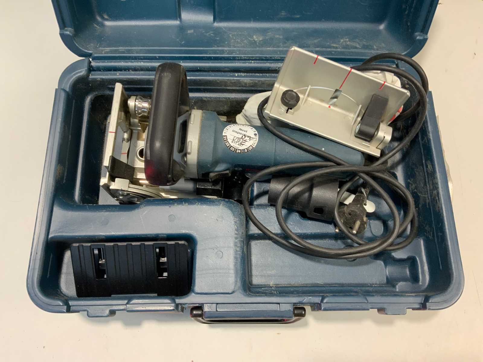 Bosch – GFF 22A – 2018 – Flat dowel cutter