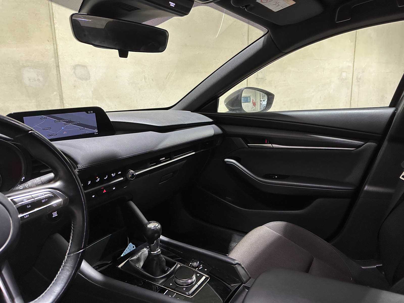 Mazda 3 2.0 e-SkyActiv-X 186pk 2022 (Origineel-NL+1e eigenaar), P-184-HB