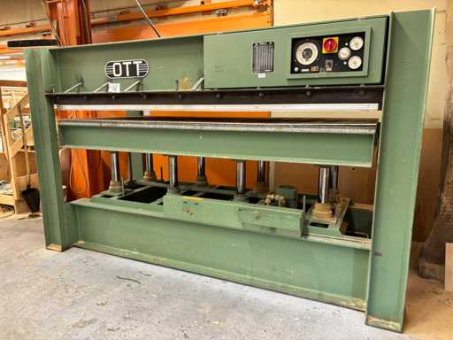 Pressa OTT 300 K 160 Impiallacciatura