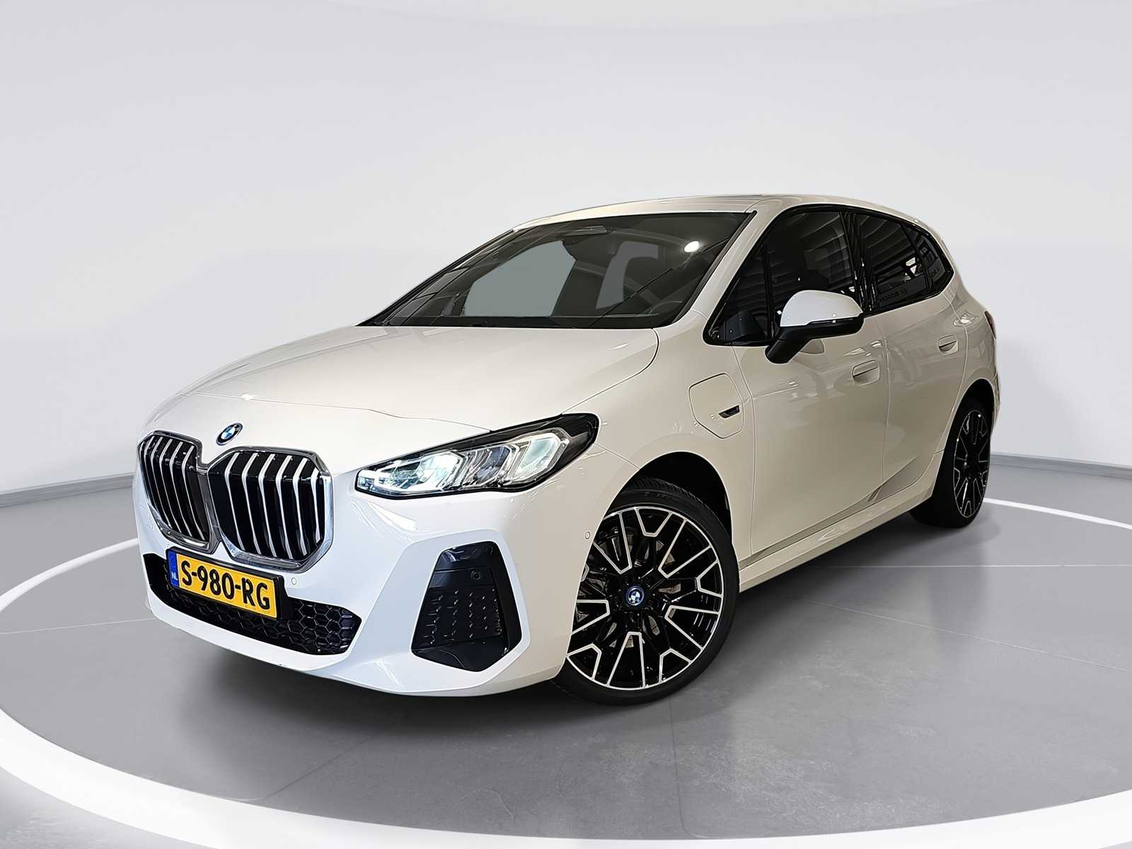 BMW 2 Series Active Tourer 230e xDrive M-Sport 2023 | S-980-RG i