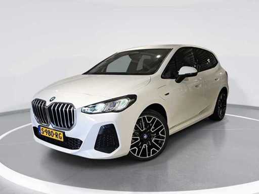 BMW 2-serie Active Tourer 230e xDrive M-Sport 2023 | S-980-RG i