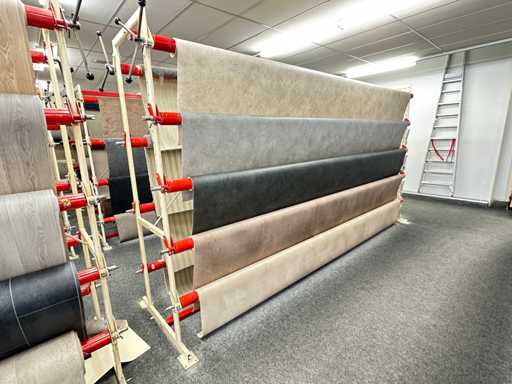 Partia pokryć podłogowych na rolce