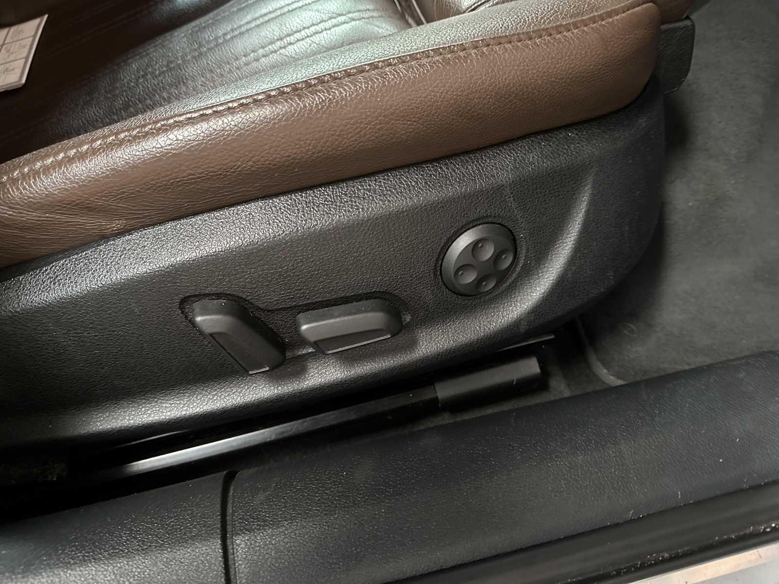 Audi A6 Limousine 2.0 TFSI Bns Edition 177pk 2013, 2-KHZ-82